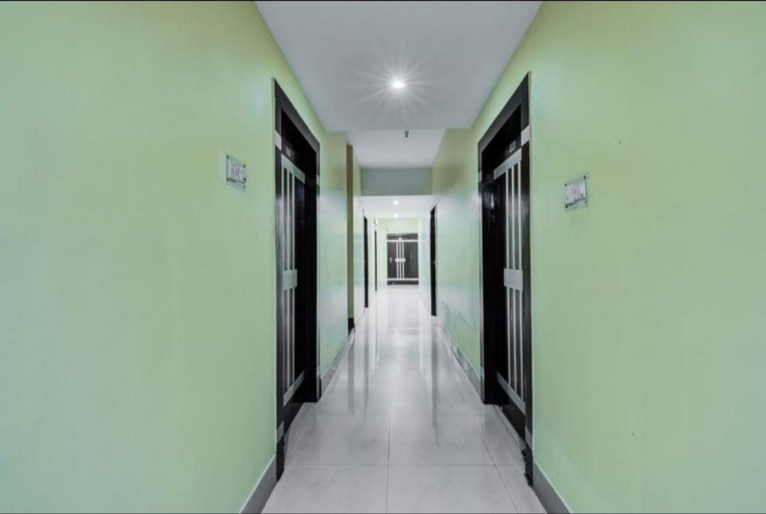 Hotel The Avenue Gamharia エクステリア 写真