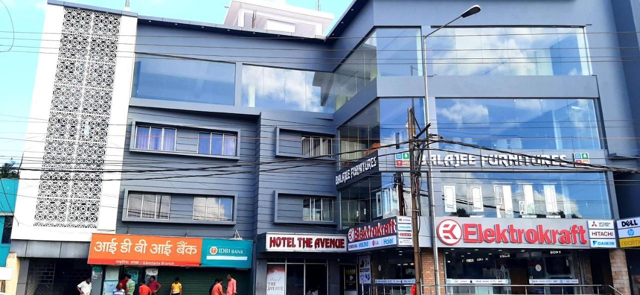 Hotel The Avenue Gamharia エクステリア 写真