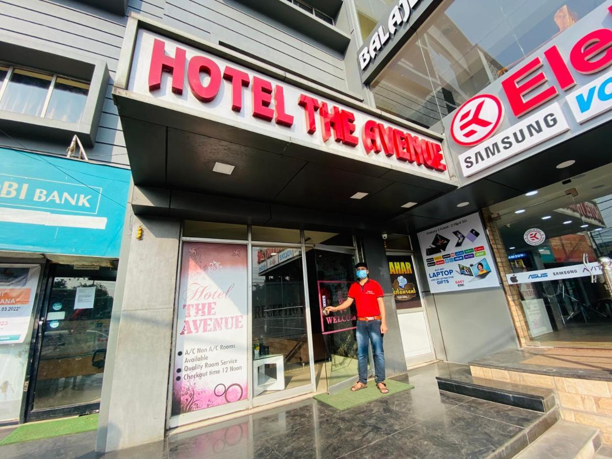 Hotel The Avenue Gamharia エクステリア 写真