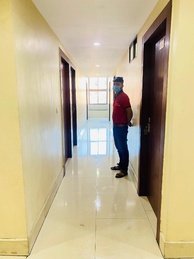 Hotel The Avenue Gamharia エクステリア 写真