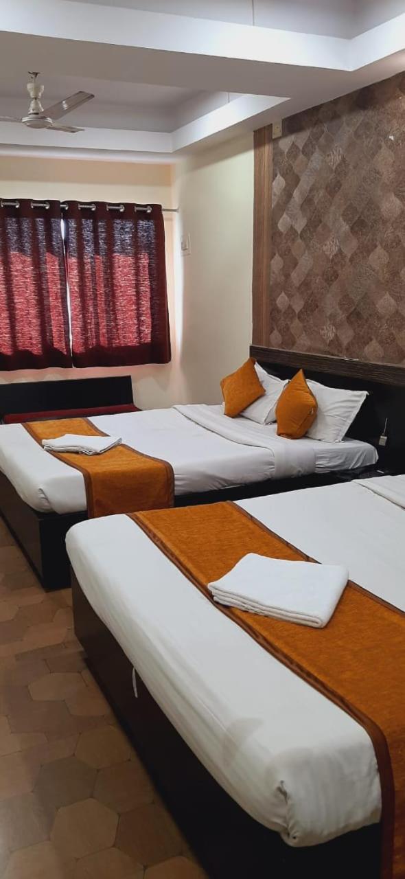 Hotel The Avenue Gamharia エクステリア 写真